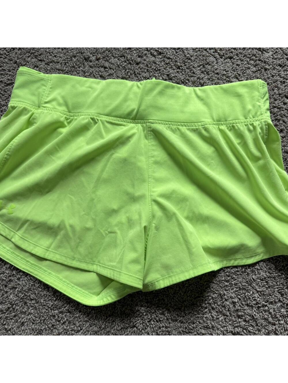 Lime green Under Armour shorts #fitness